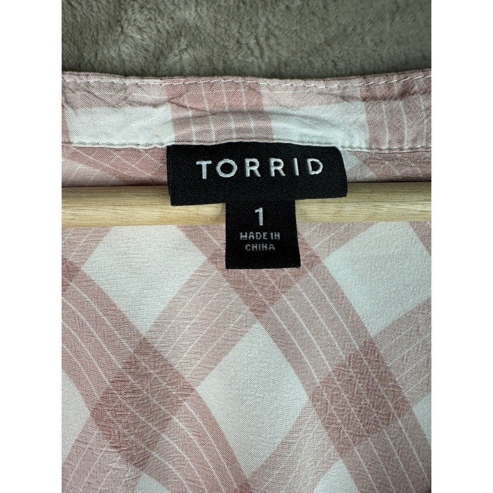 Torrid Babydoll Blouse Pink White Plaid V-Neck Plus Size 1 Lightweight - Picture 4 of 11
